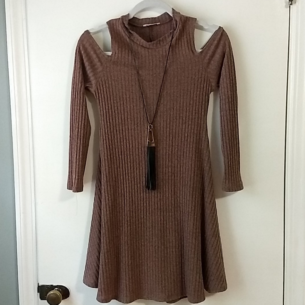 Pinc Ribbed Knit Light Brown Dress